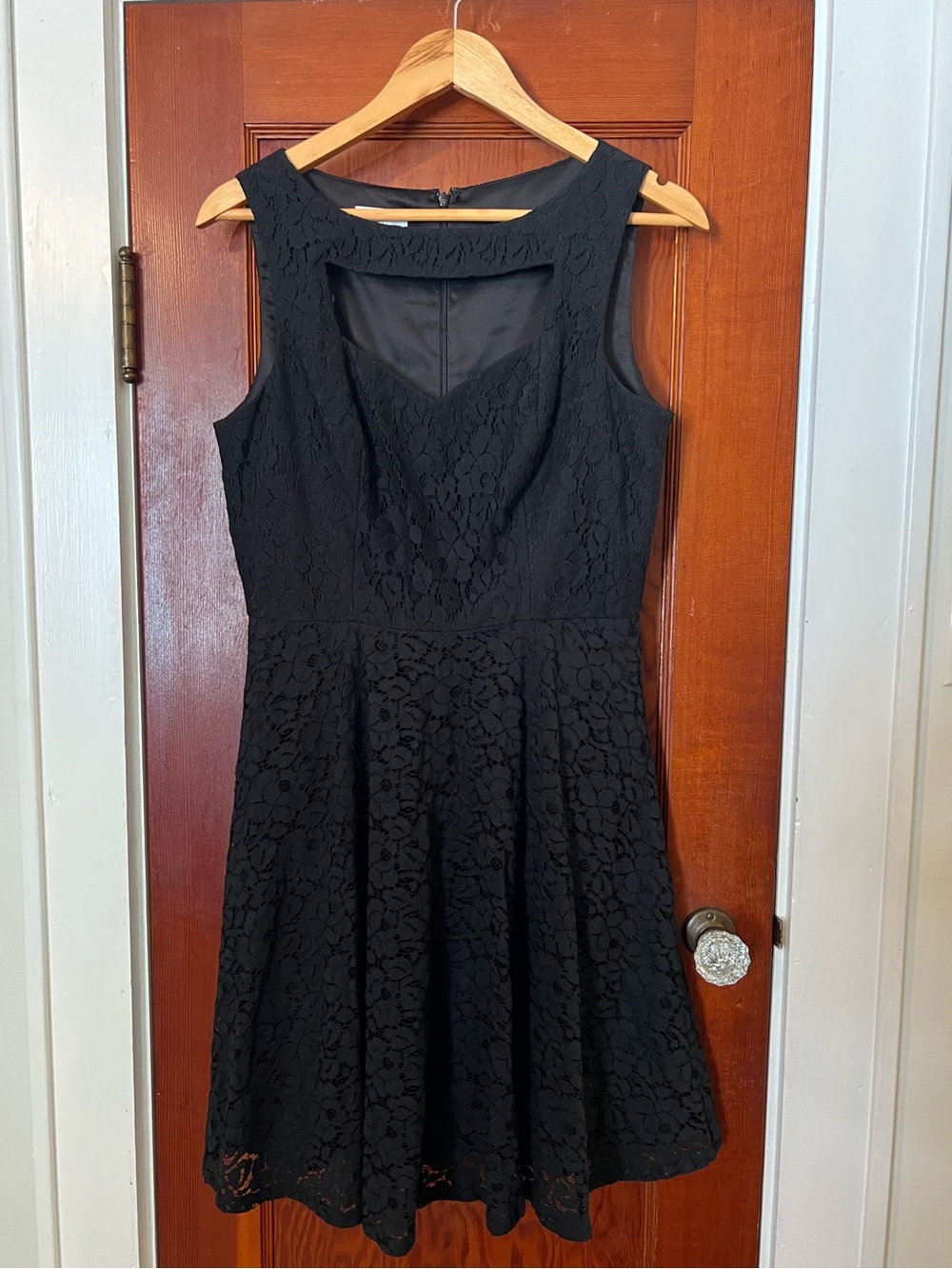 Donna Morgan Black Lace Fit & Flare Cocktail Dress Size 8 - Picture 2 of 9